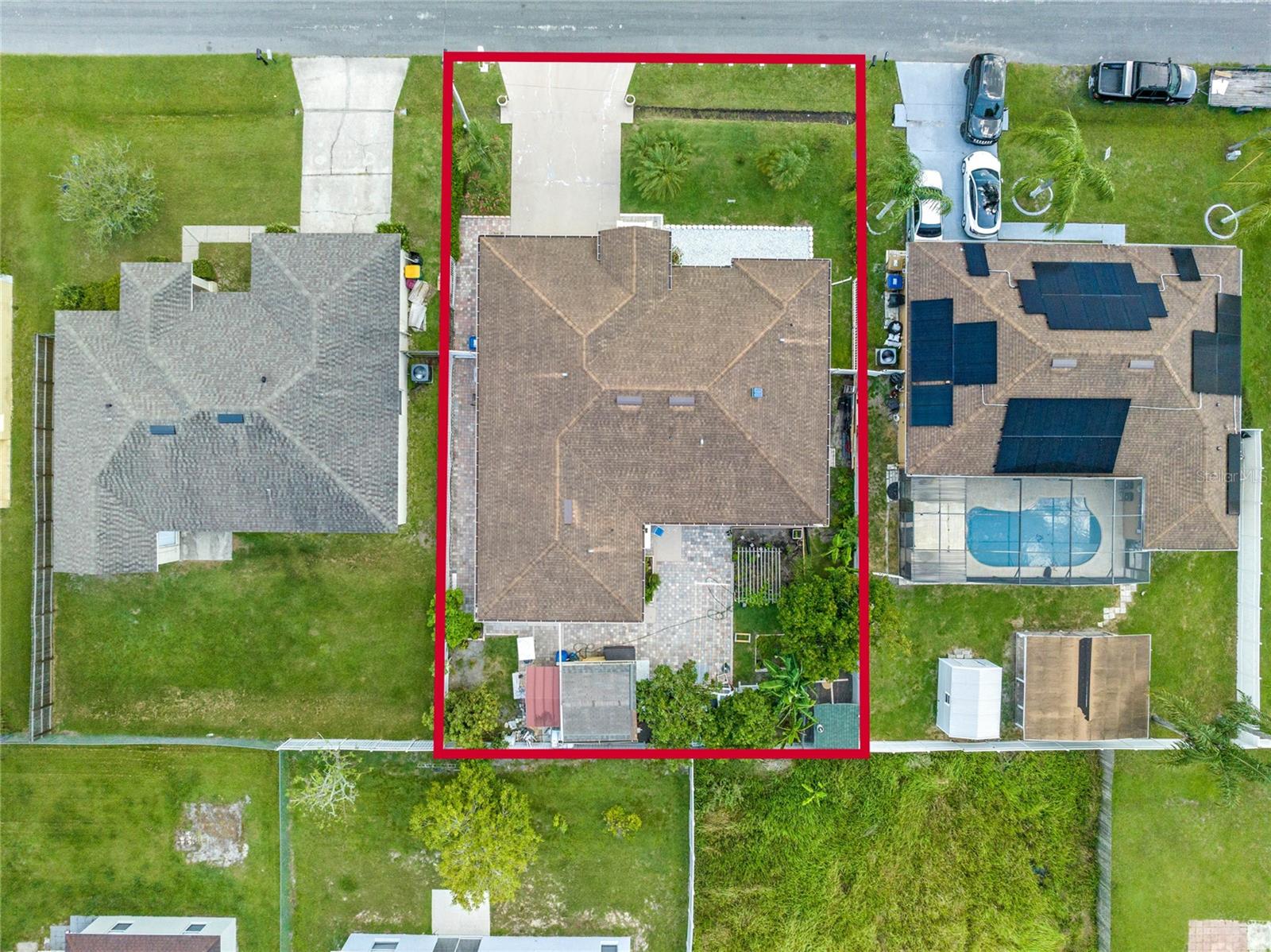 323 ALEGRIANO CT, KISSIMMEE, FL — photo 51
