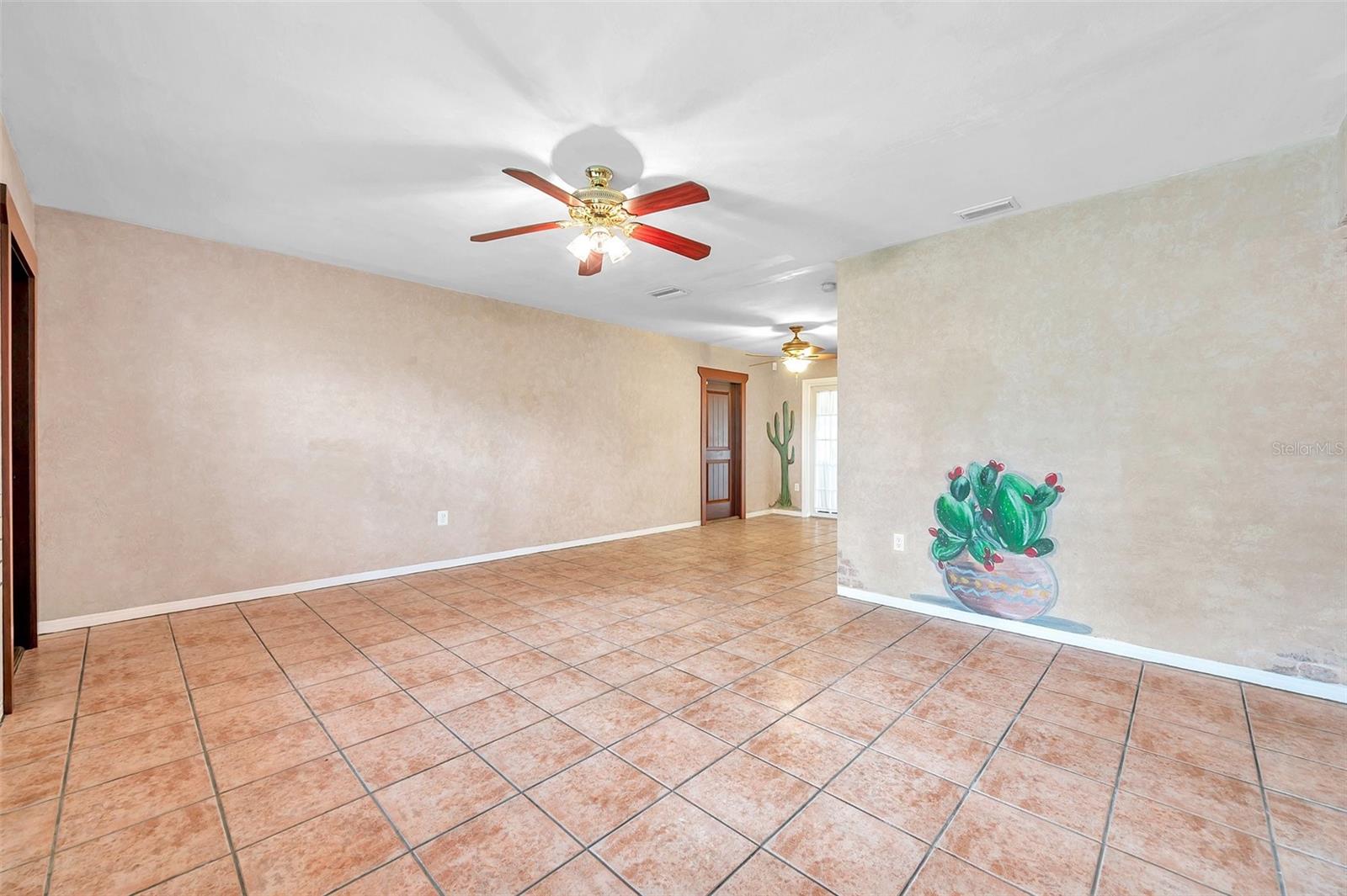 7555 19TH AVE N, ST PETERSBURG, FL — photo 6