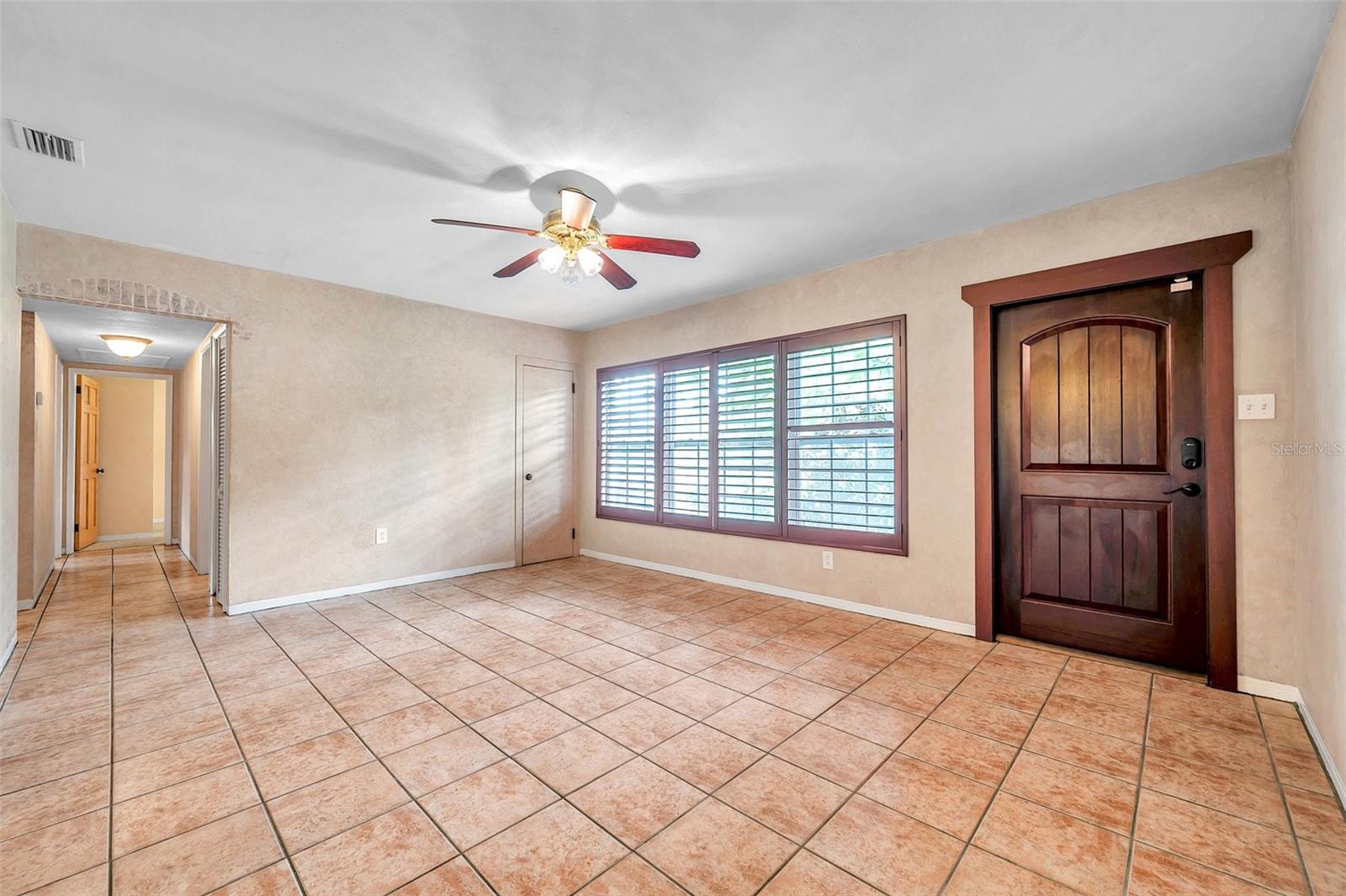 7555 19TH AVE N, ST PETERSBURG, FL — photo 8