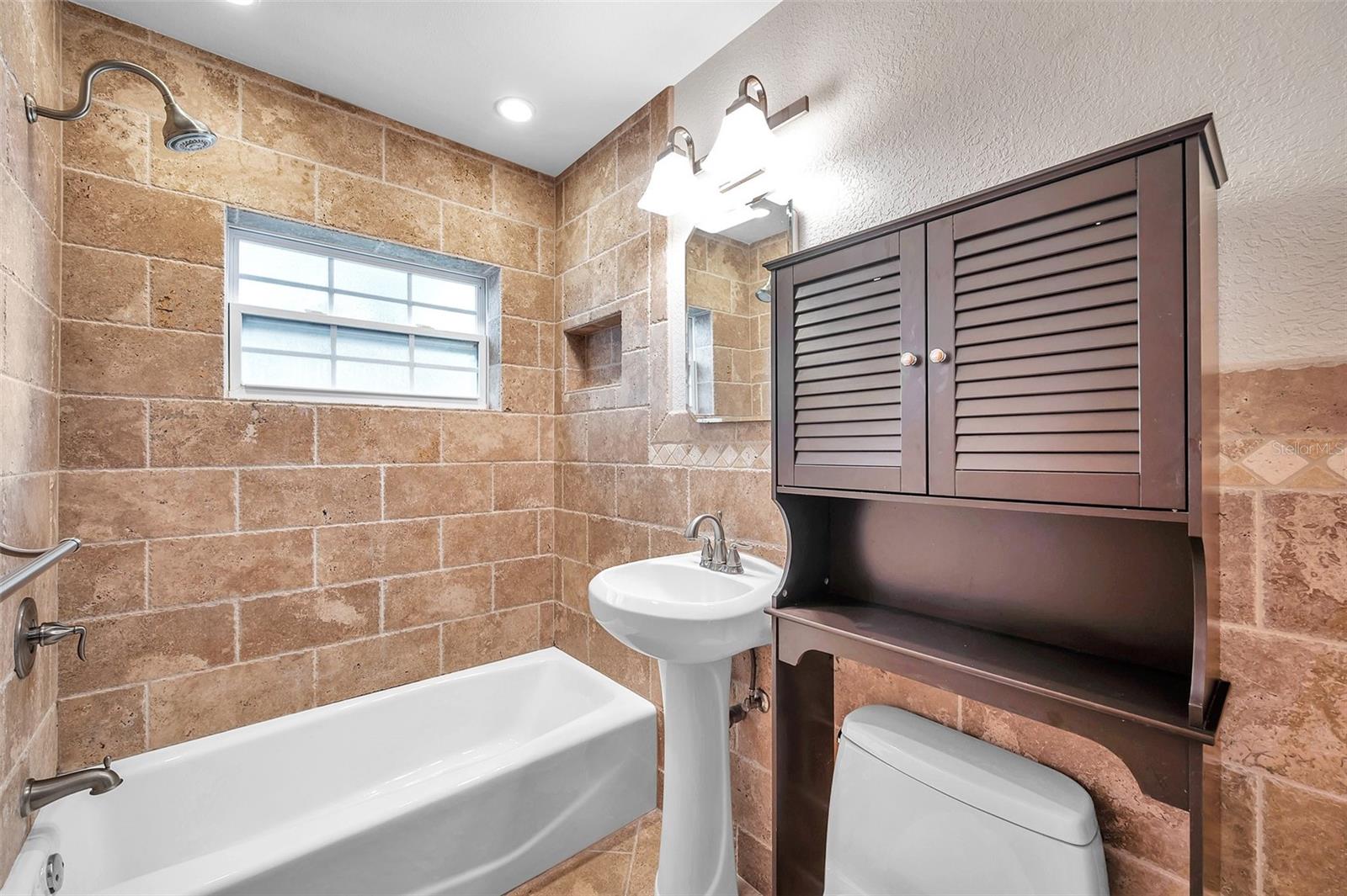 7555 19TH AVE N, ST PETERSBURG, FL — photo 17