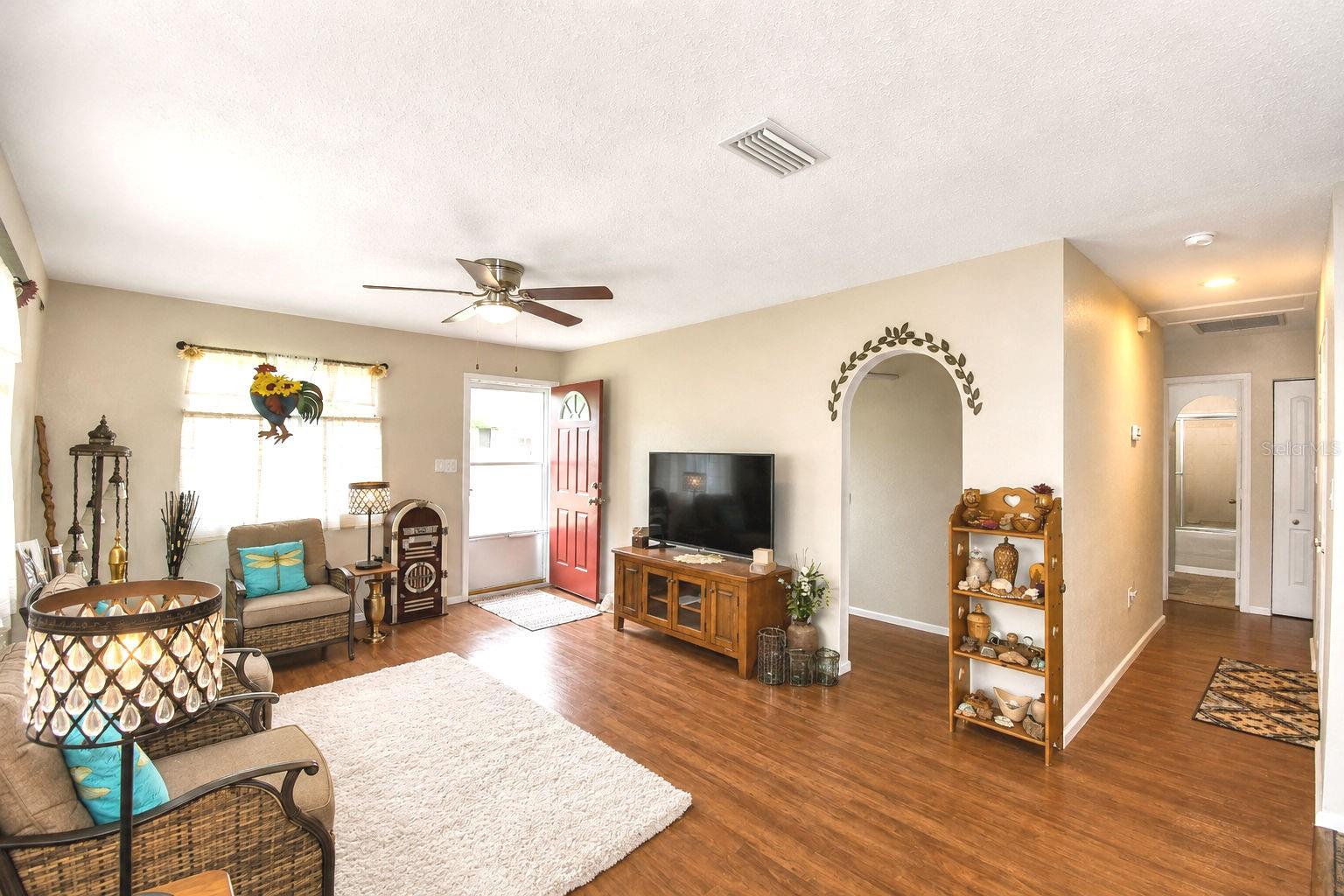 142 MARTHA DR, LAKE WALES, FL — photo 16