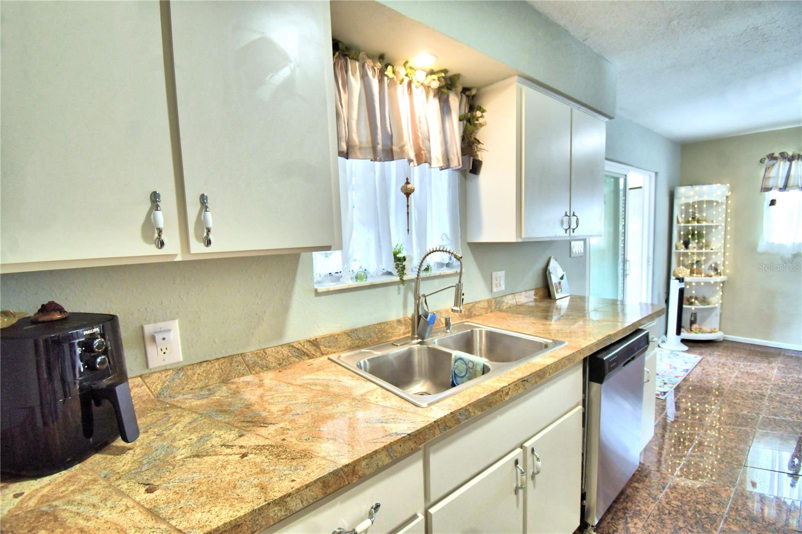 142 MARTHA DR, LAKE WALES, FL — photo 24
