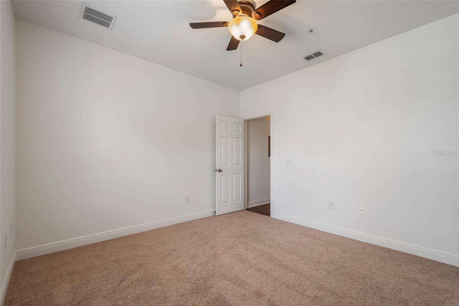 142 SOUTHERN PECAN CIR #205, WINTER GARDEN, FL — photo 34