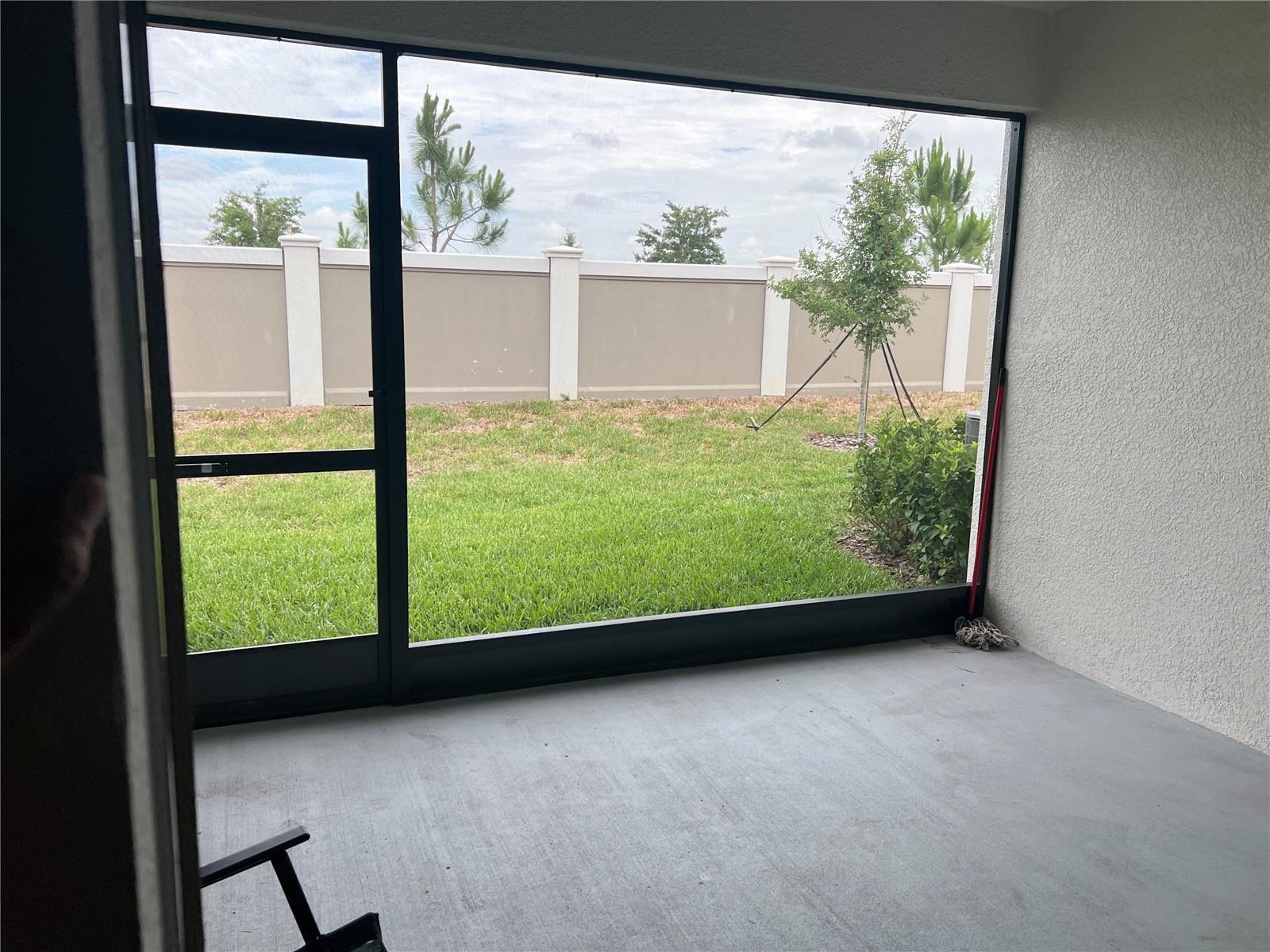 32070 GRIFFIN SANDS LN, SAN ANTONIO, FL — photo 17