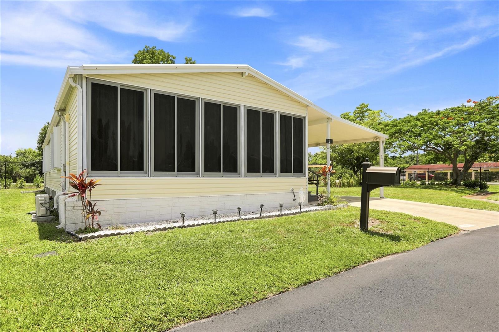 1 POINSETTIA DR, FORT MYERS, FL — photo 4