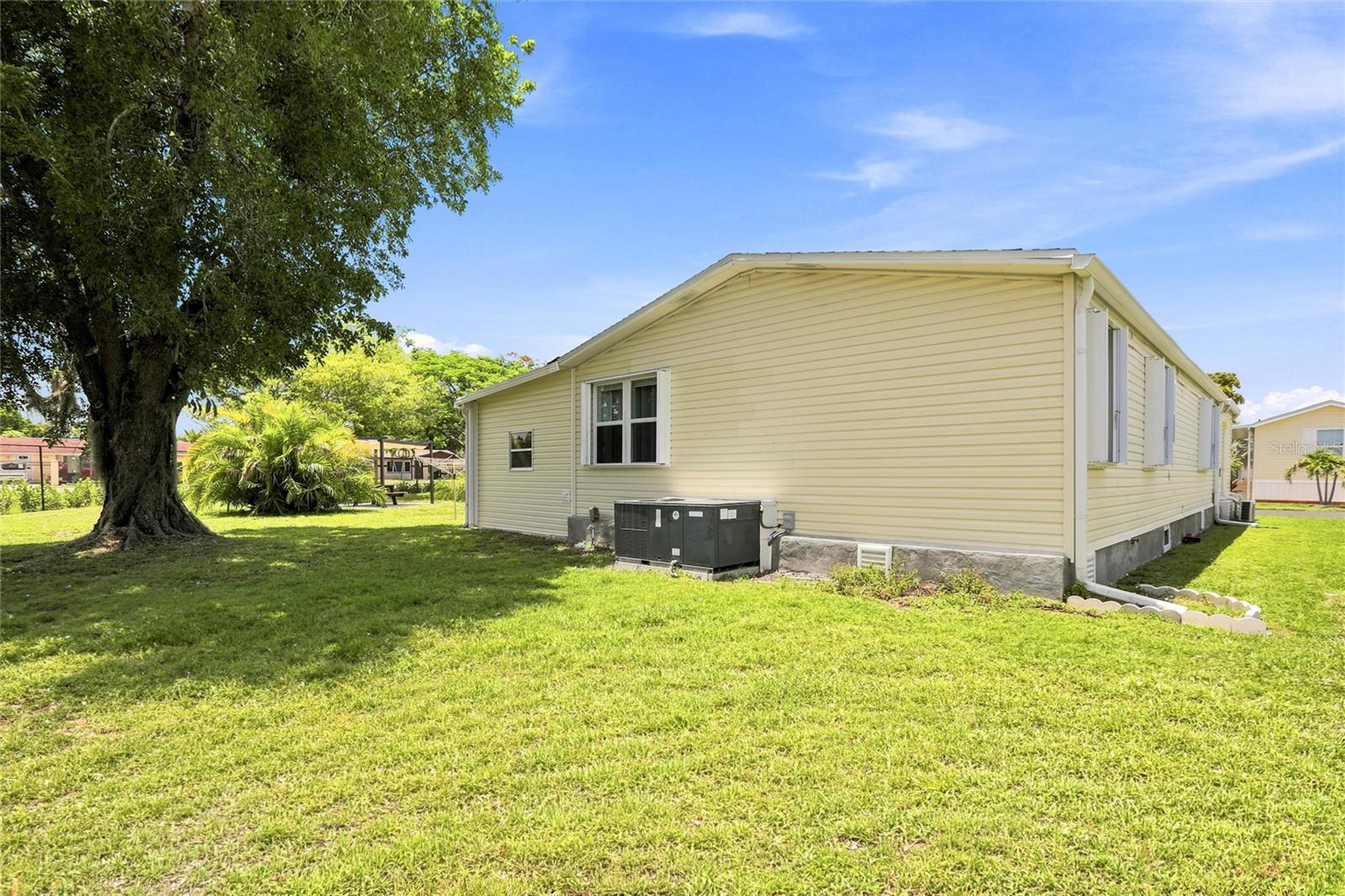 1 POINSETTIA DR, FORT MYERS, FL — photo 6