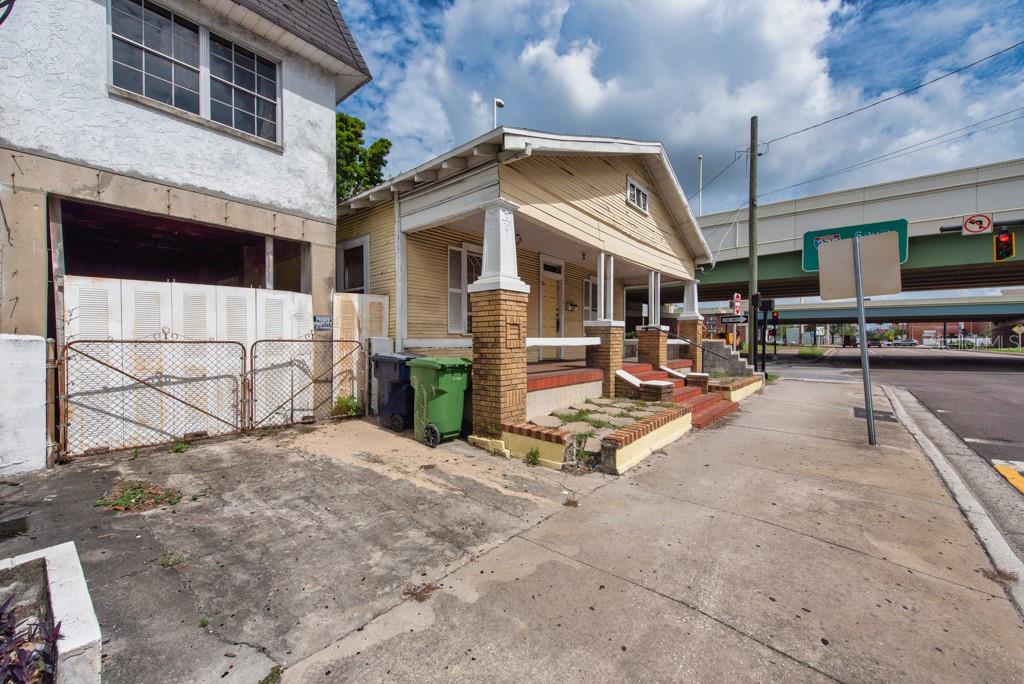 1406 N HOWARD AVE, TAMPA, FL — photo 9
