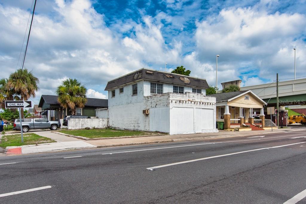 1406 N HOWARD AVE, TAMPA, FL — photo 18