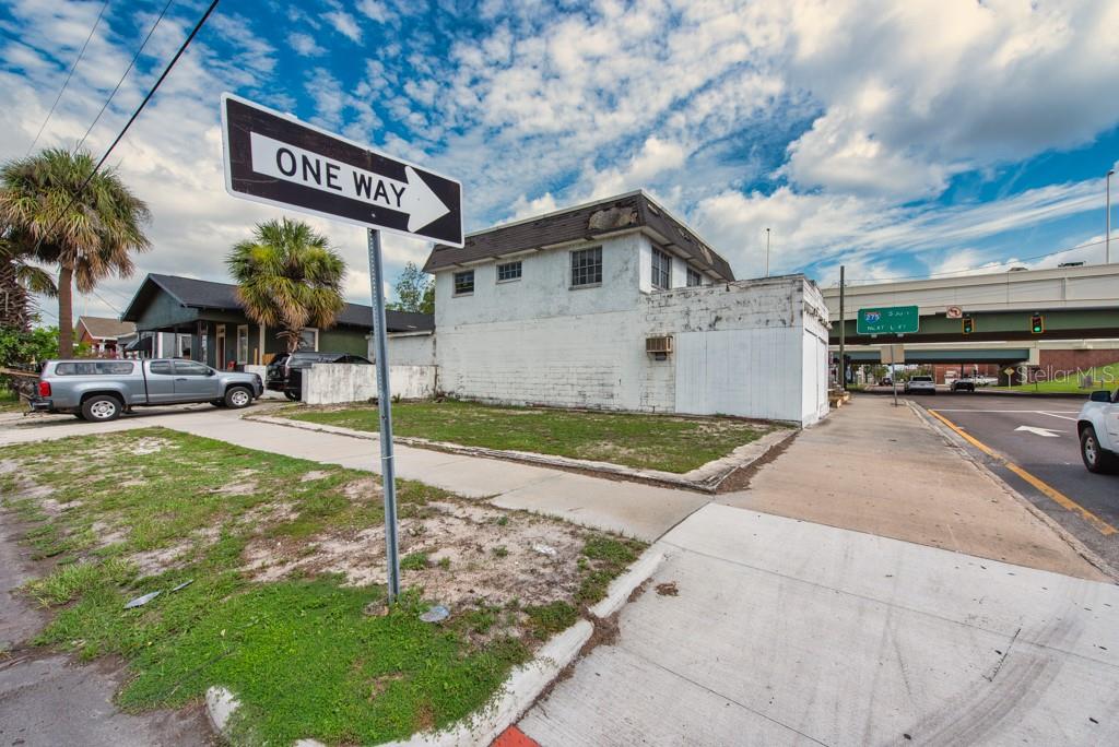 1406 N HOWARD AVE, TAMPA, FL — photo 20