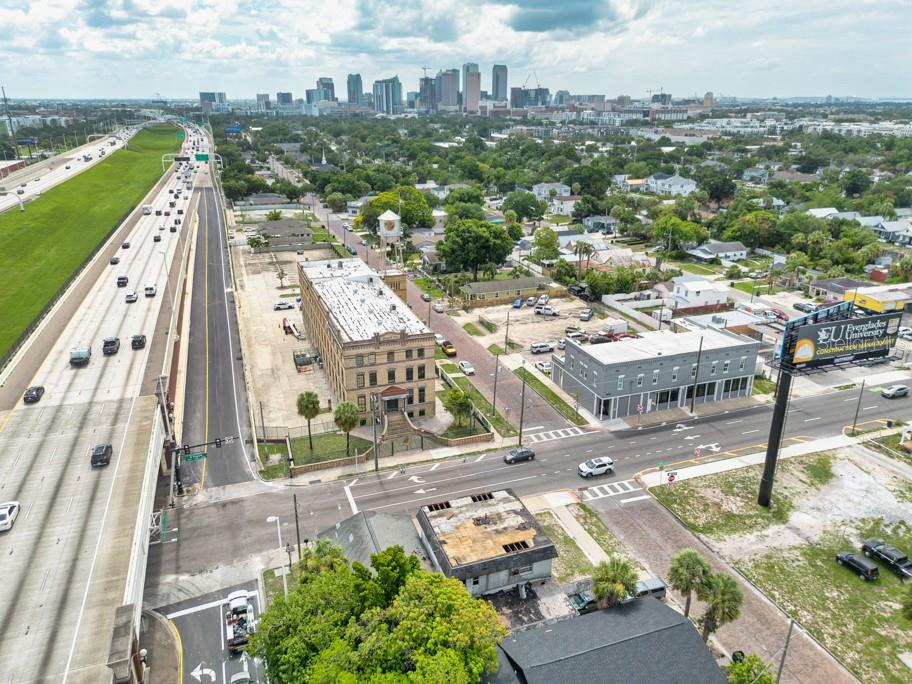 1406 N HOWARD AVE, TAMPA, FL — photo 41