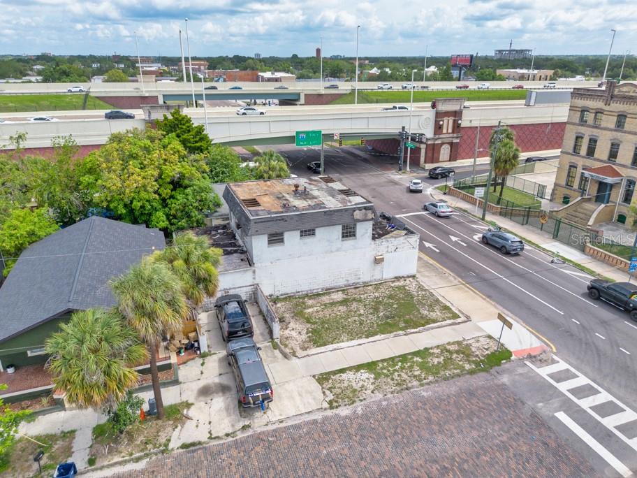 1406 N HOWARD AVE, TAMPA, FL — photo 48
