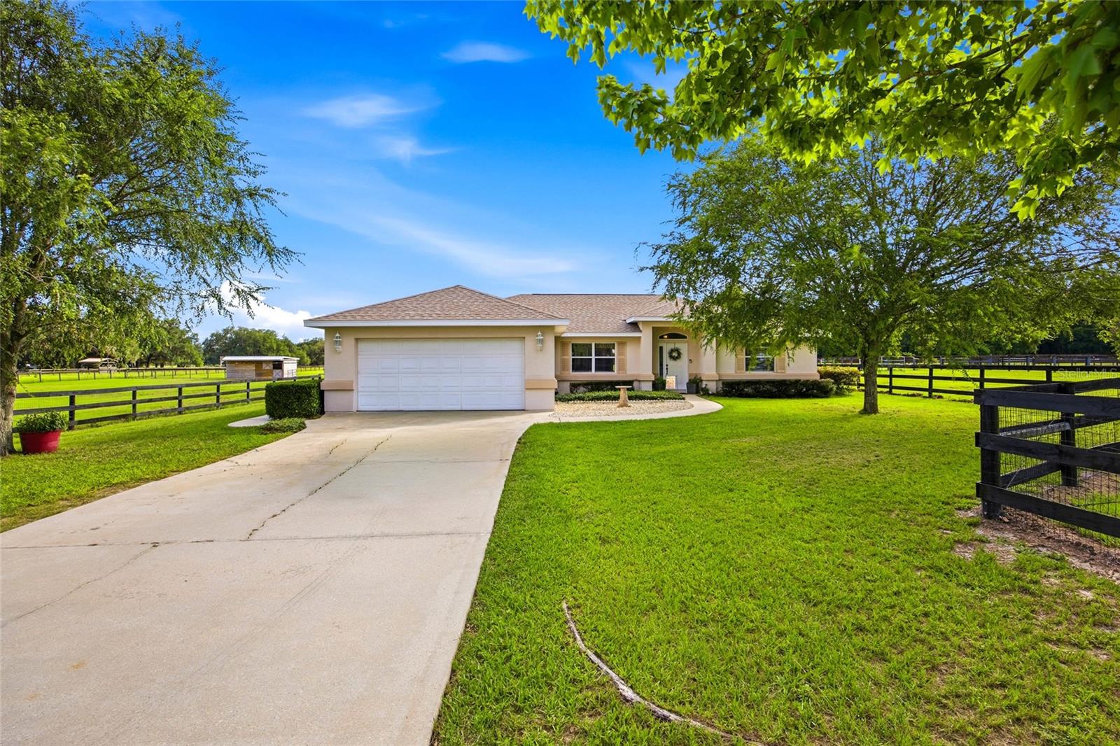 19630 SE 15TH PL, MORRISTON, FL