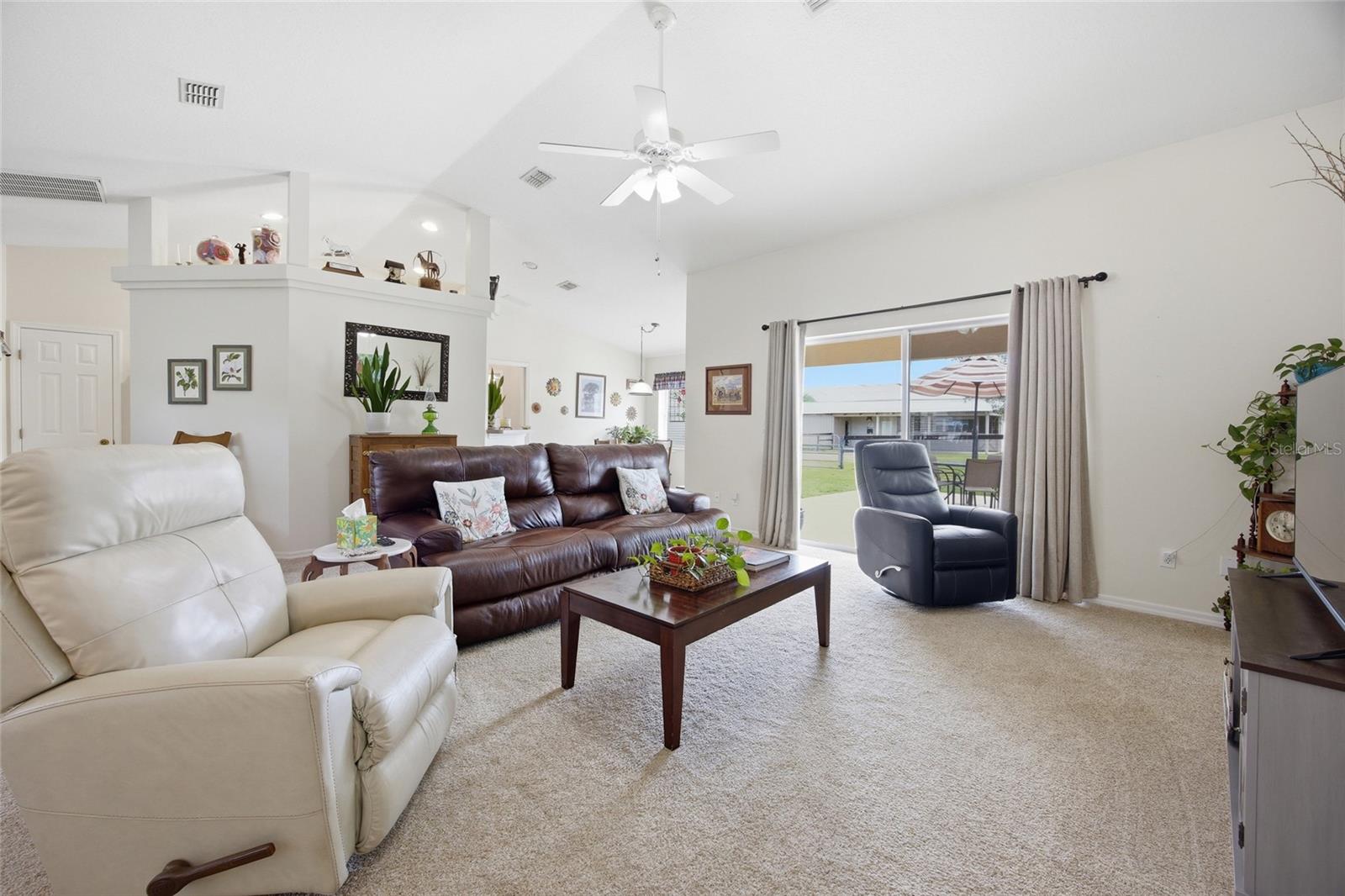19630 SE 15TH PL, MORRISTON, FL — photo 10