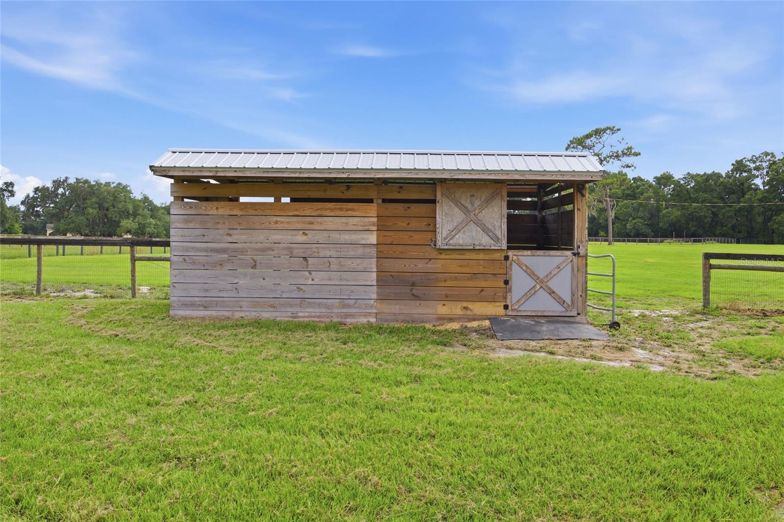 19630 SE 15TH PL, MORRISTON, FL — photo 47