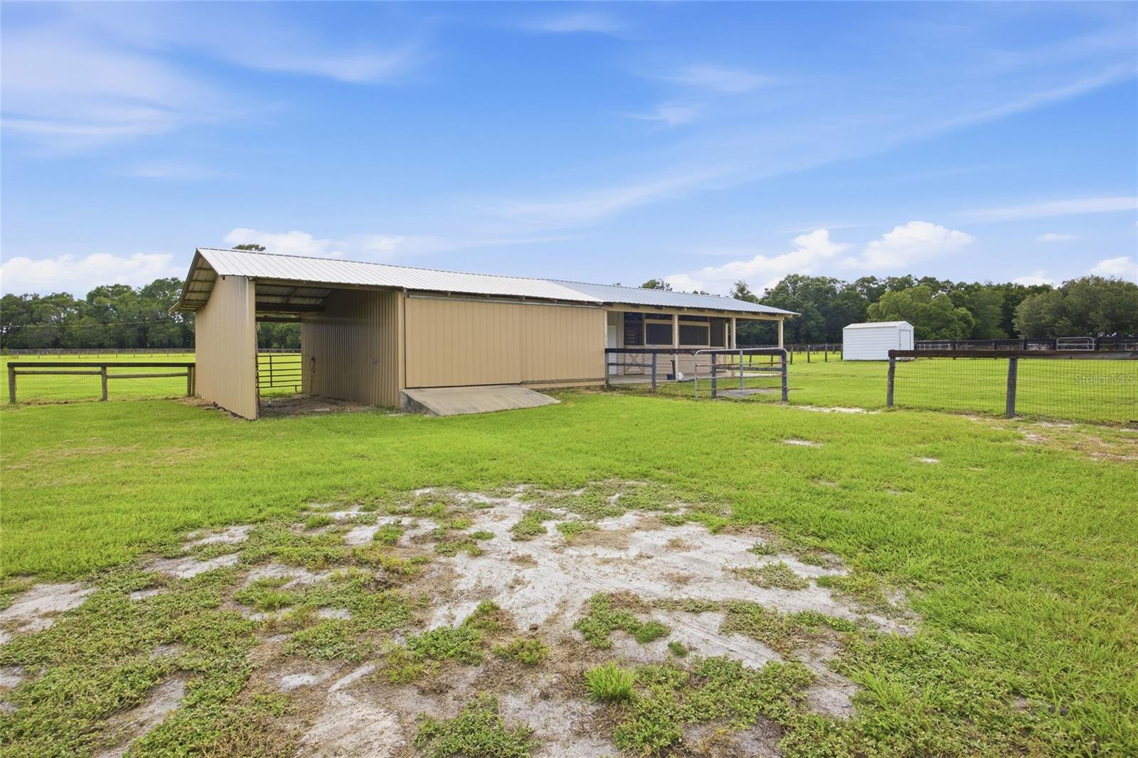 19630 SE 15TH PL, MORRISTON, FL — photo 48
