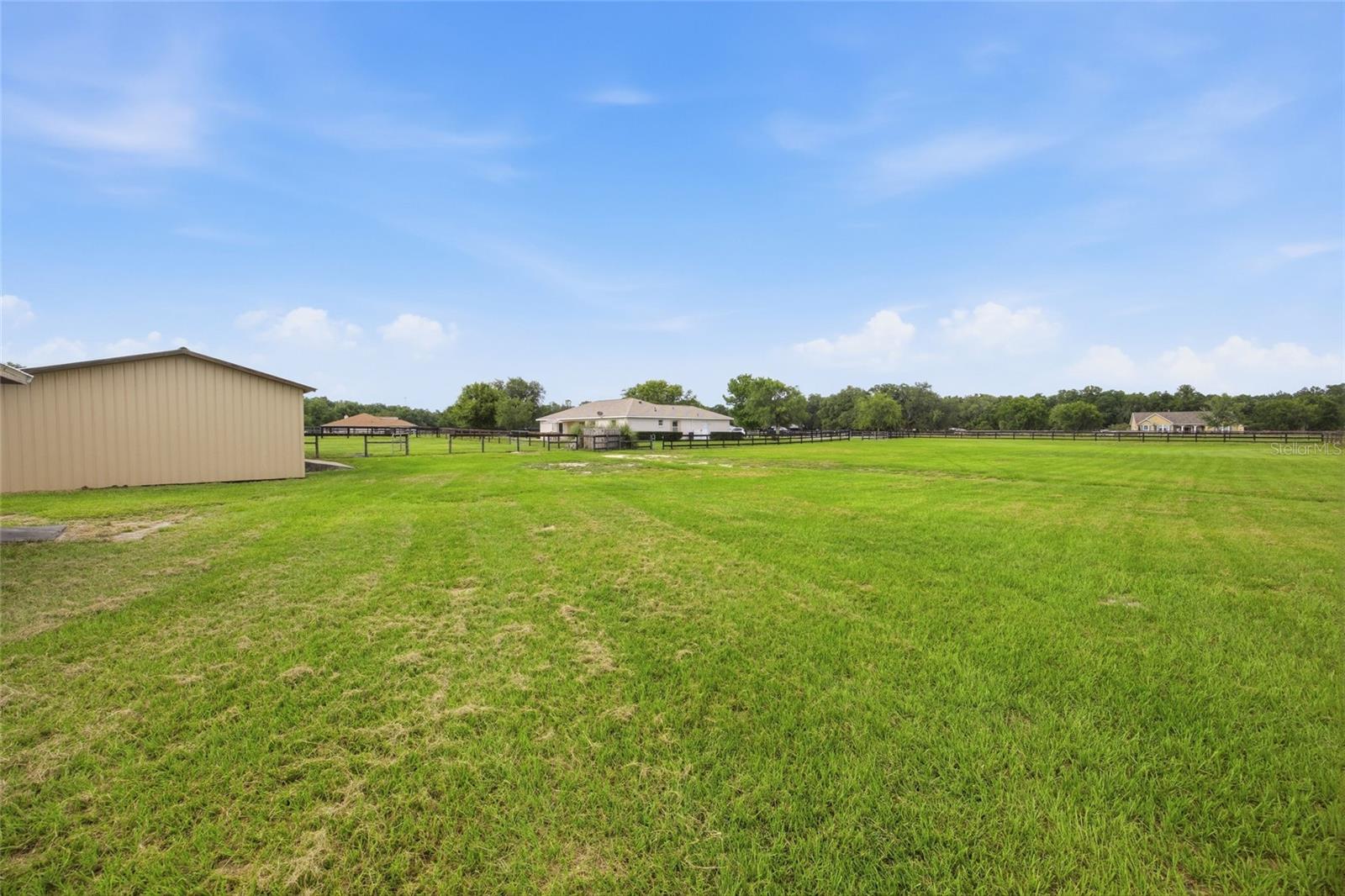 19630 SE 15TH PL, MORRISTON, FL — photo 49
