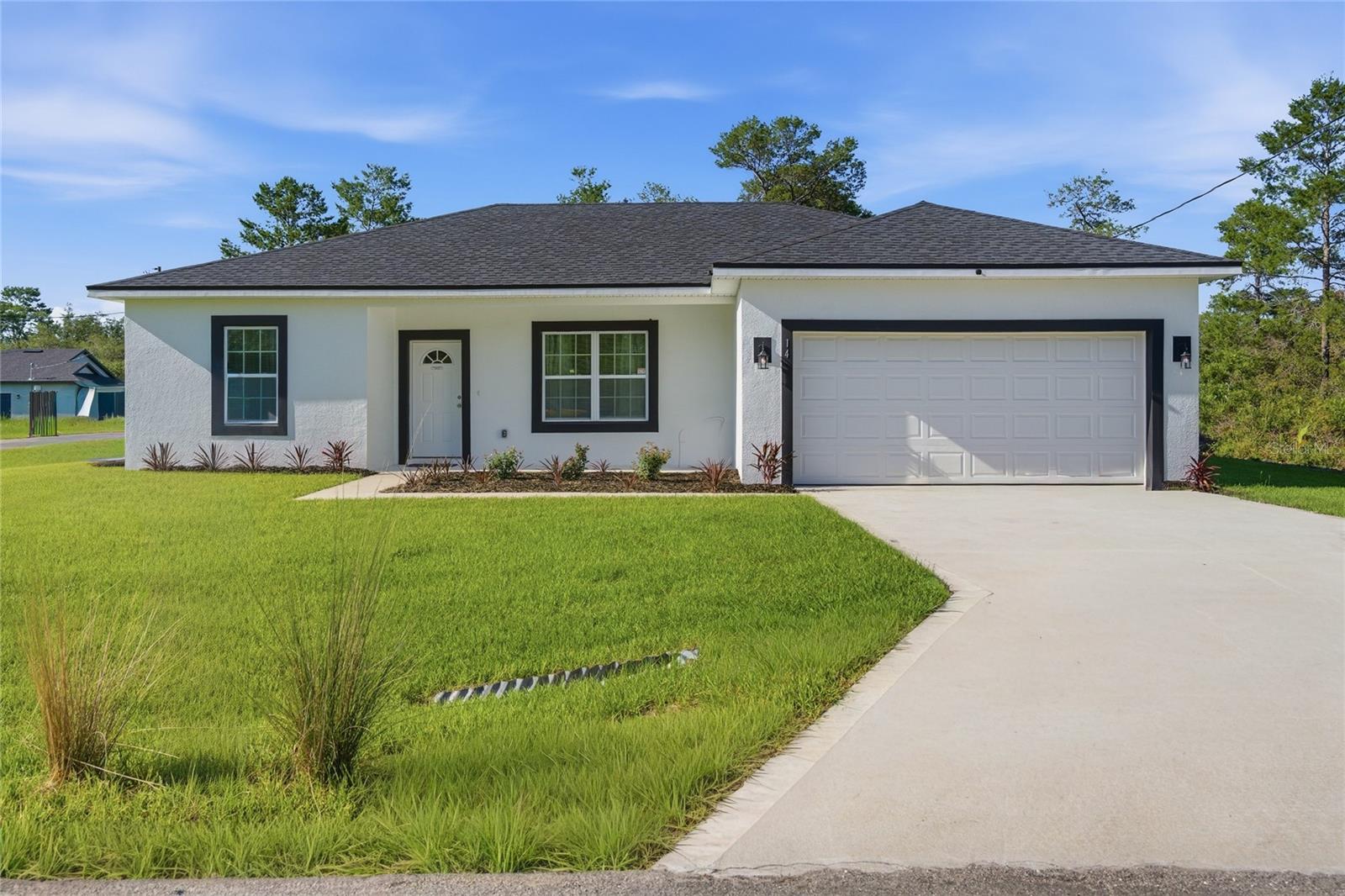 14 FISHER PL, OCKLAWAHA, FL