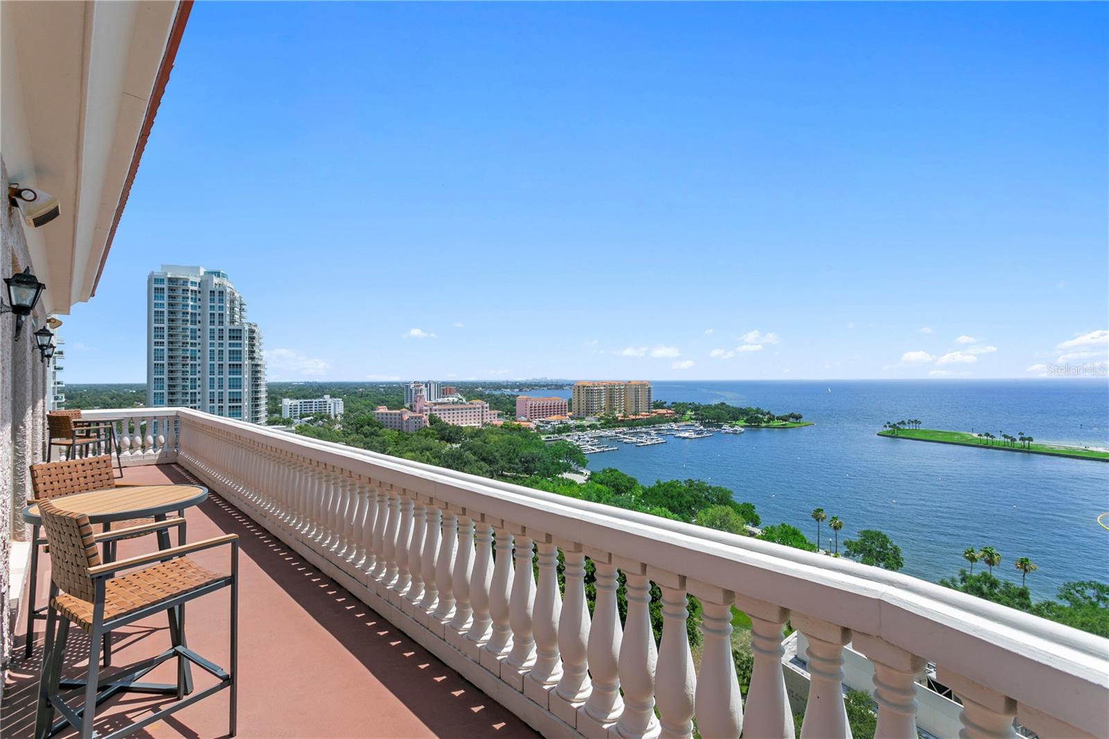 288 BEACH DR NE #PH-2A, ST PETERSBURG, FL