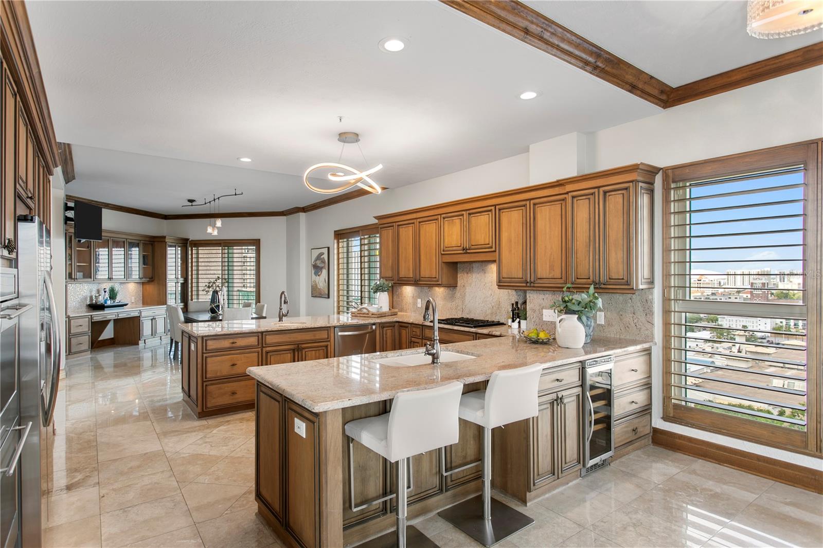 288 BEACH DR NE #PH-2A, ST PETERSBURG, FL — photo 18