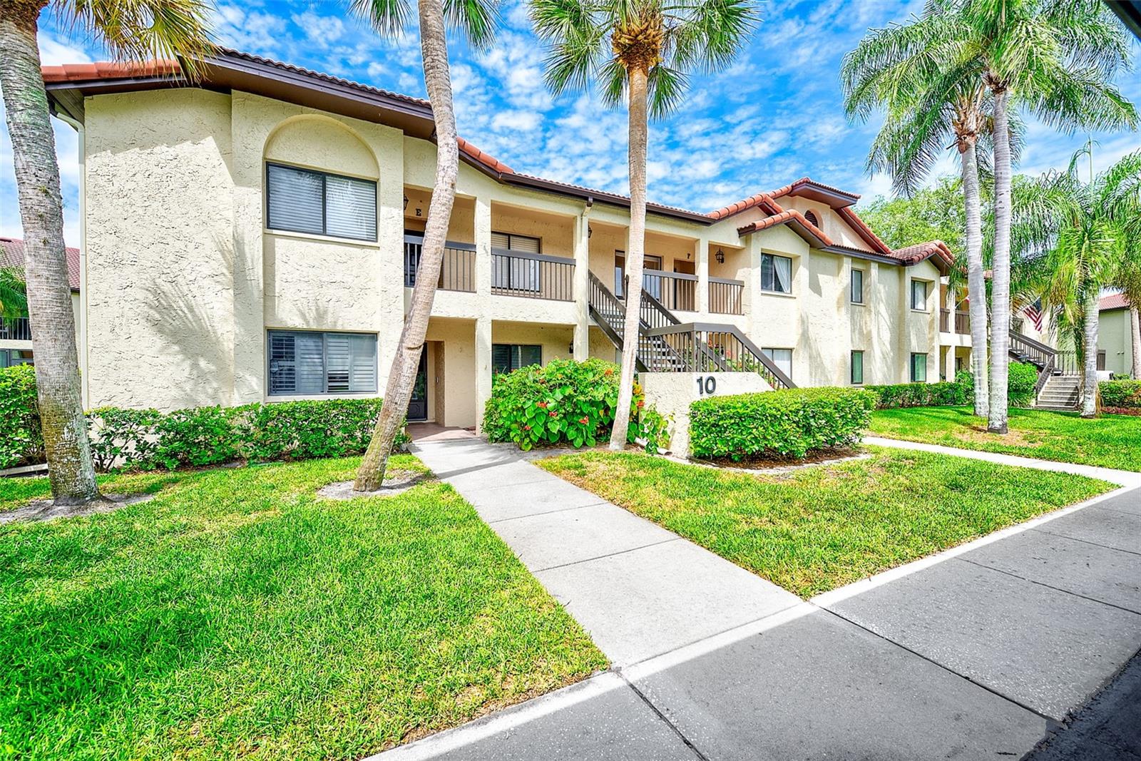 1801 E LAKE RD #10F, PALM HARBOR, FL