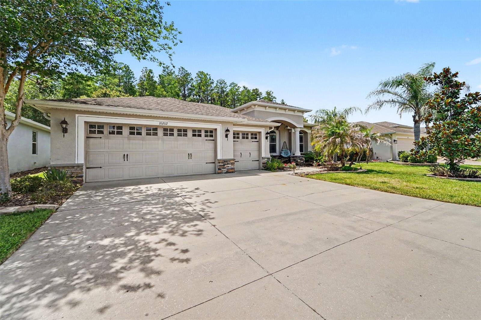 10202 HYANNISPORT LOOP, SAN ANTONIO, FL — photo 29