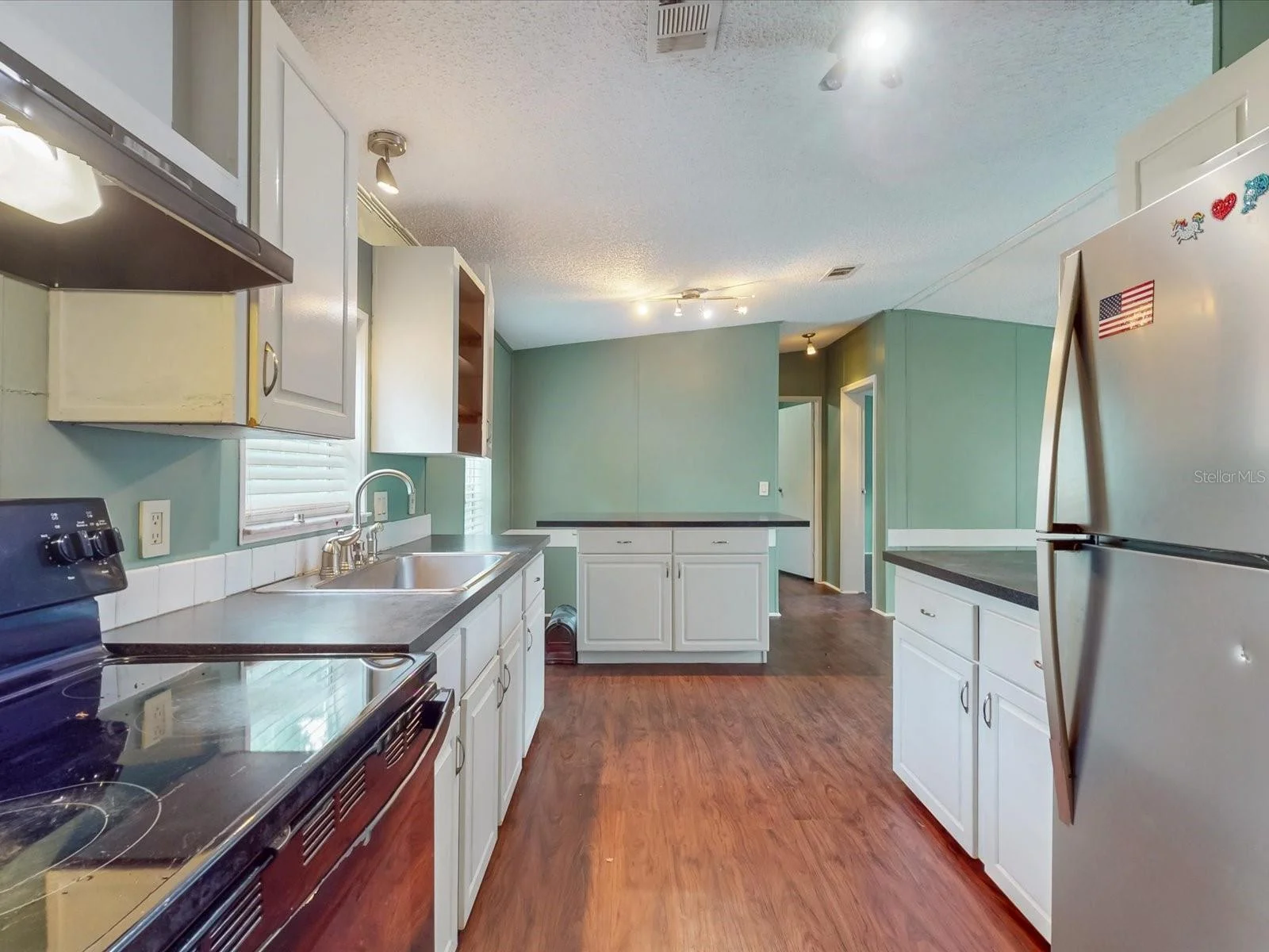 54735 WILLIAMS ST, ASTOR, FL — photo 8