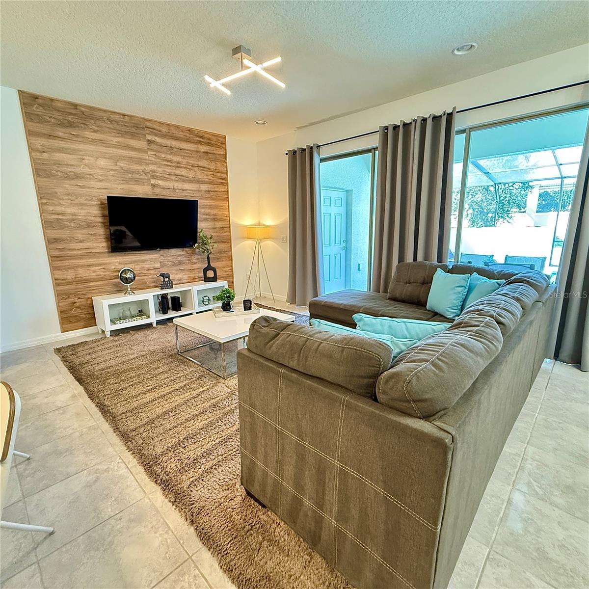 2414 DUBAI ST, KISSIMMEE, FL — photo 8