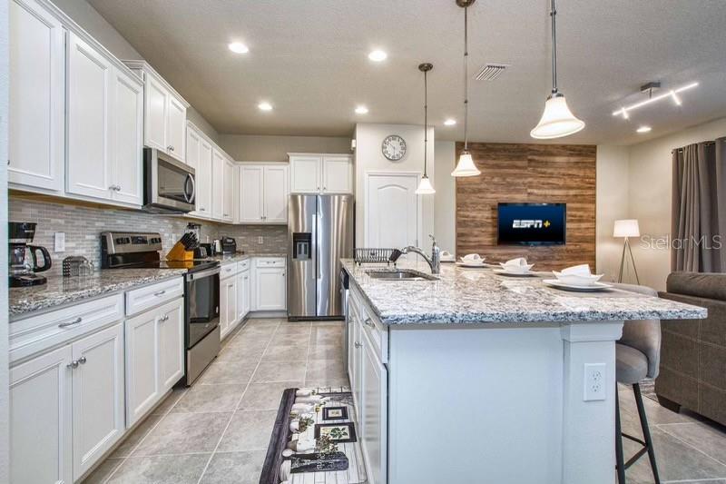 2414 DUBAI ST, KISSIMMEE, FL — photo 10