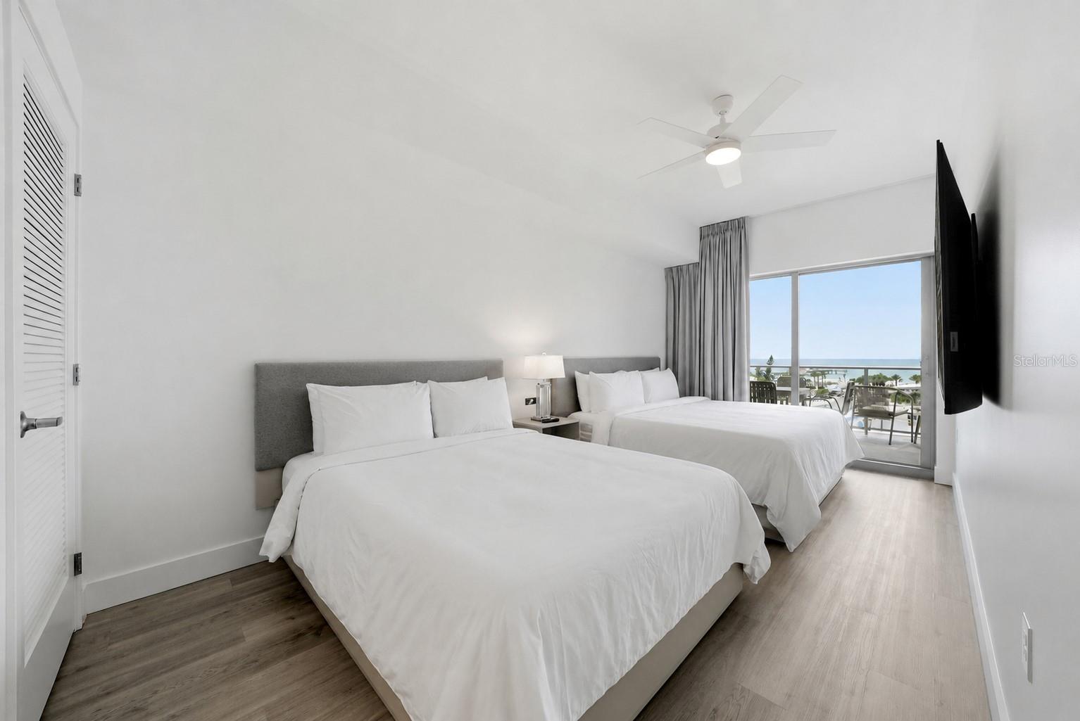 411 E SHORE DR #205, CLEARWATER BEACH, FL — photo 7