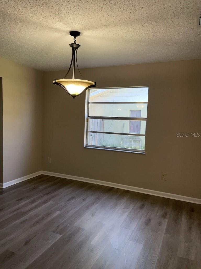 10910 SE 51ST CT, BELLEVIEW, FL — photo 9