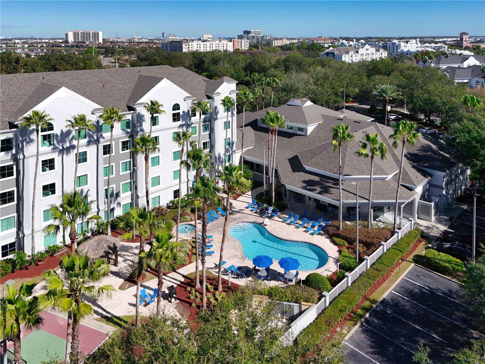 8303 PALM PKWY, ORLANDO, FL — photo 15