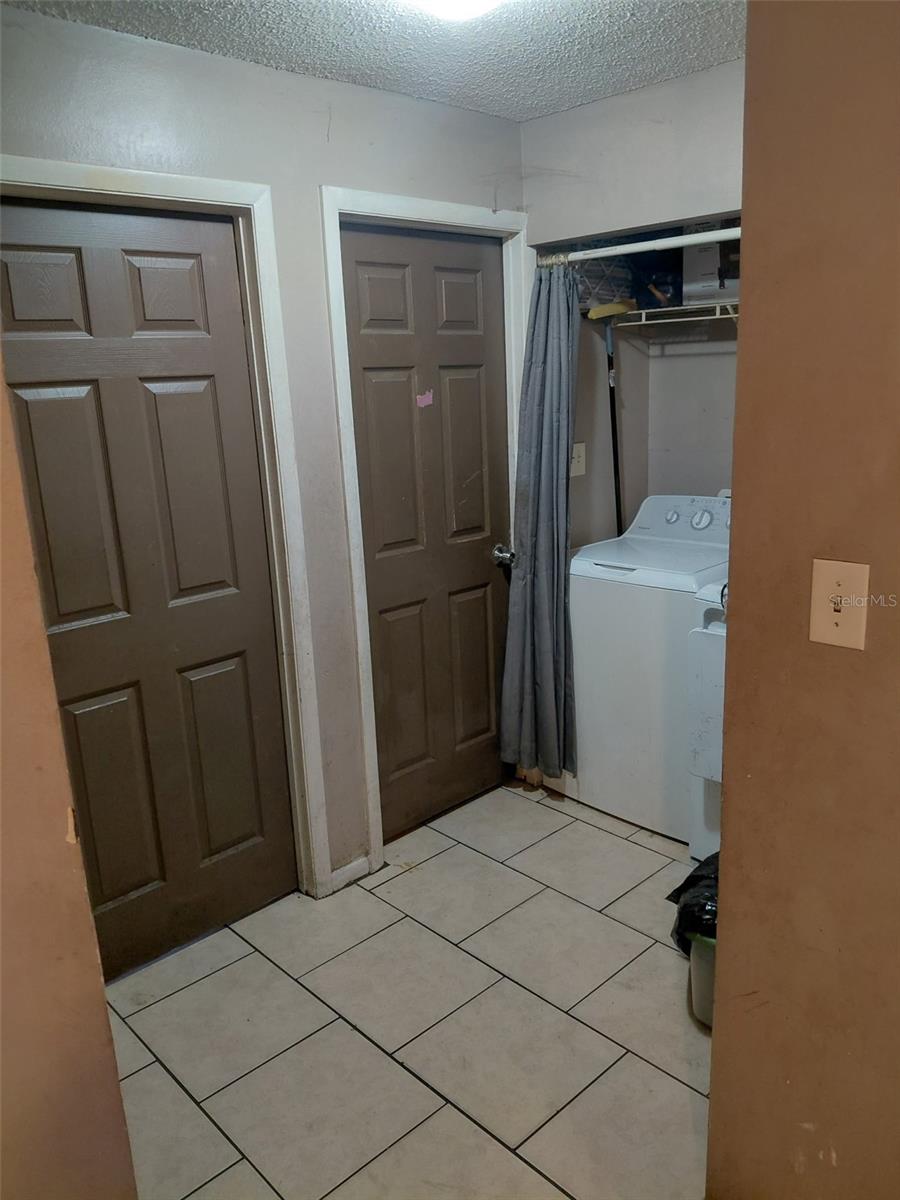 1903 E 23RD AVE, TAMPA, FL — photo 7
