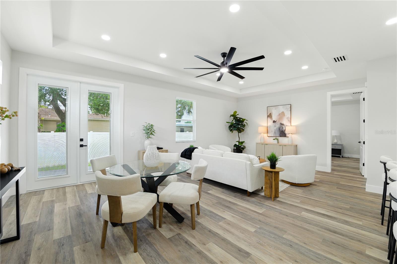 2714 W TAMPA BAY BLVD, TAMPA, FL — photo 5