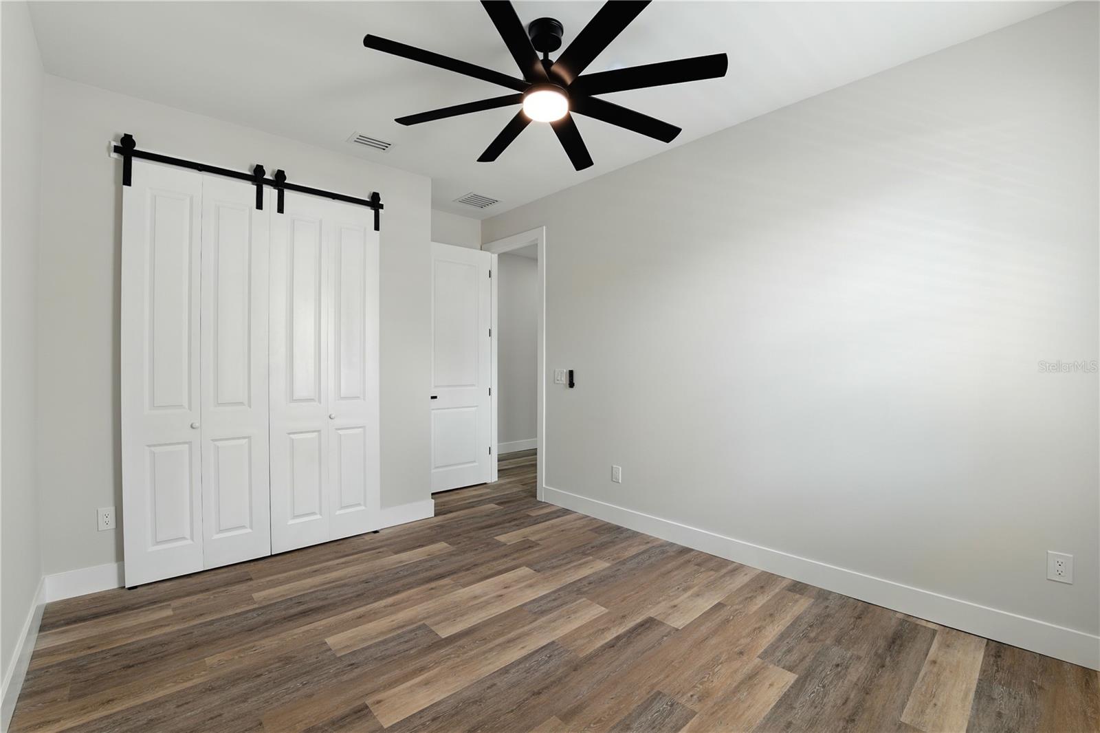 2714 W TAMPA BAY BLVD, TAMPA, FL — photo 23