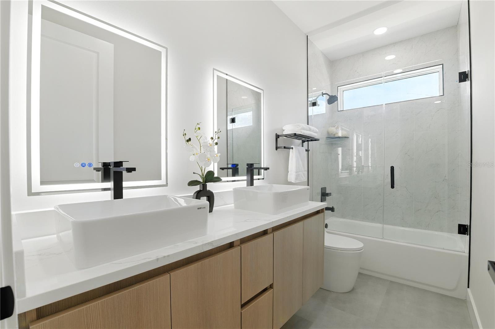 2714 W TAMPA BAY BLVD, TAMPA, FL — photo 24