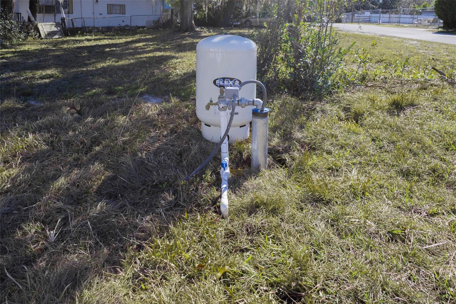 9912 GOLDEN LOOP, NEW PORT RICHEY, FL — photo 42