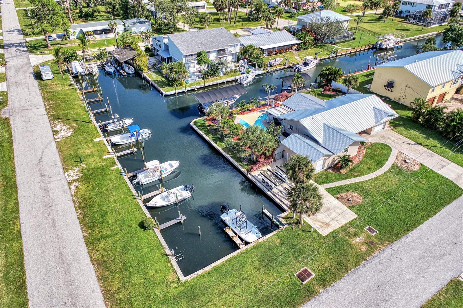 8225 ROBERT ST, ENGLEWOOD, FL — photo 12