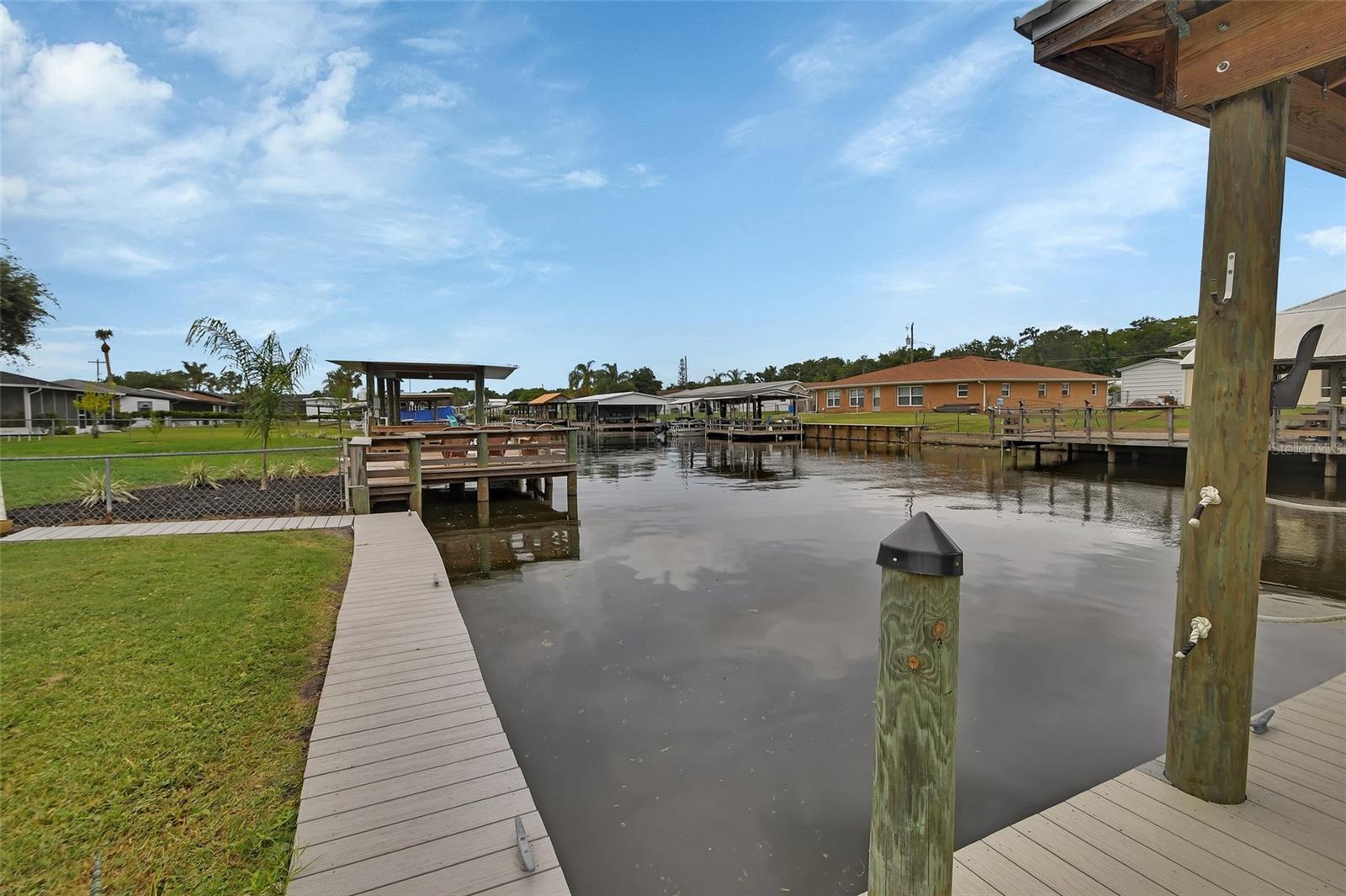1610 JUNO TRL, ASTOR, FL — photo 31