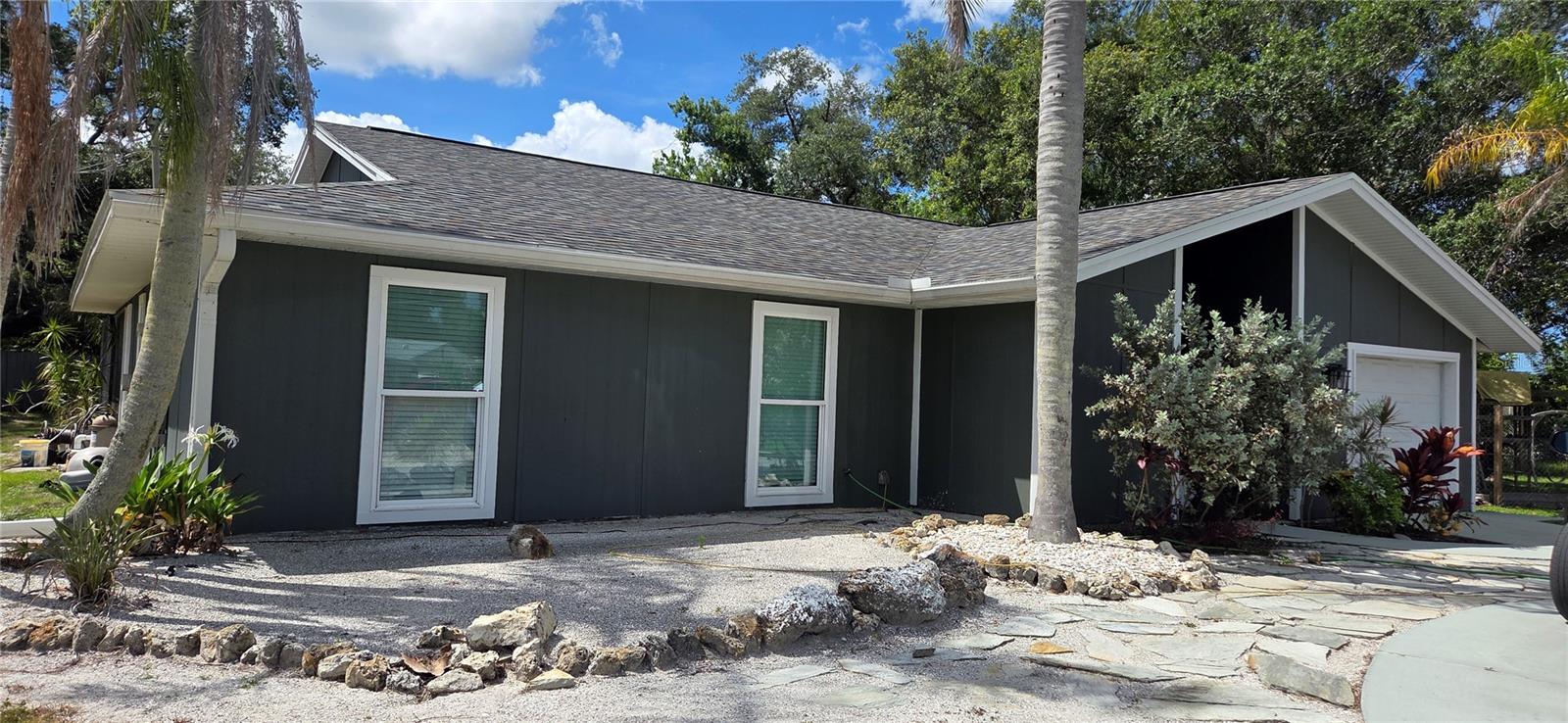 221 DADE AVE, SARASOTA, FL — photo 2