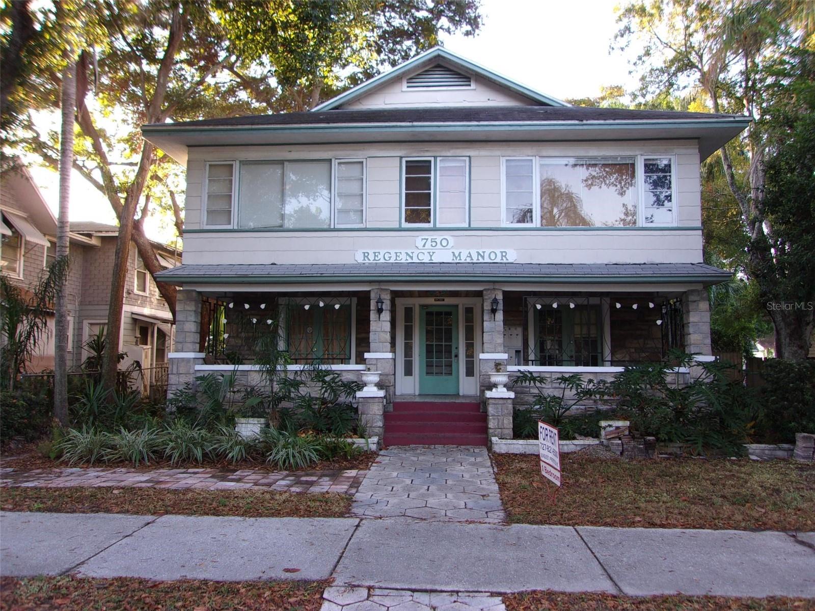 750 7TH AVE N, ST PETERSBURG, FL
