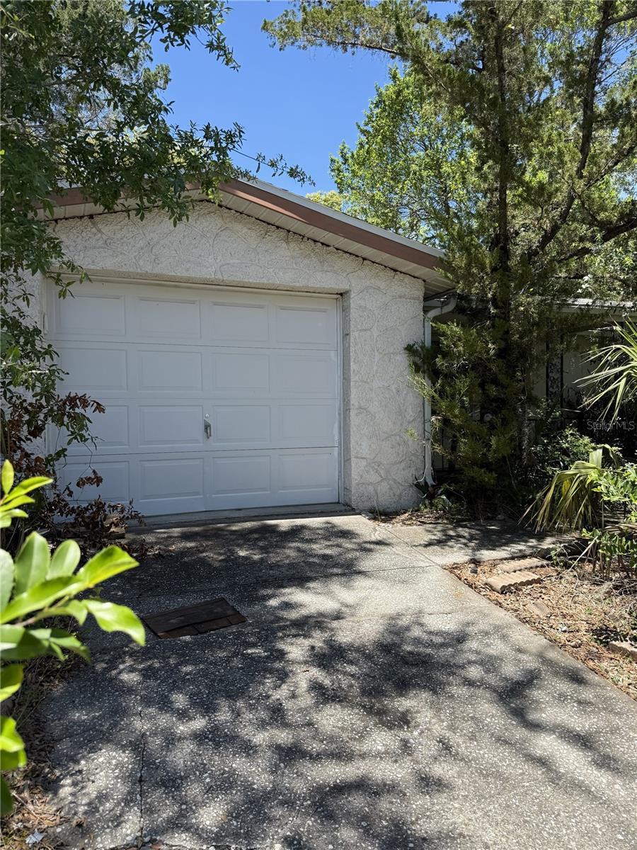 9401 GRAY FOX LN, PORT RICHEY, FL
