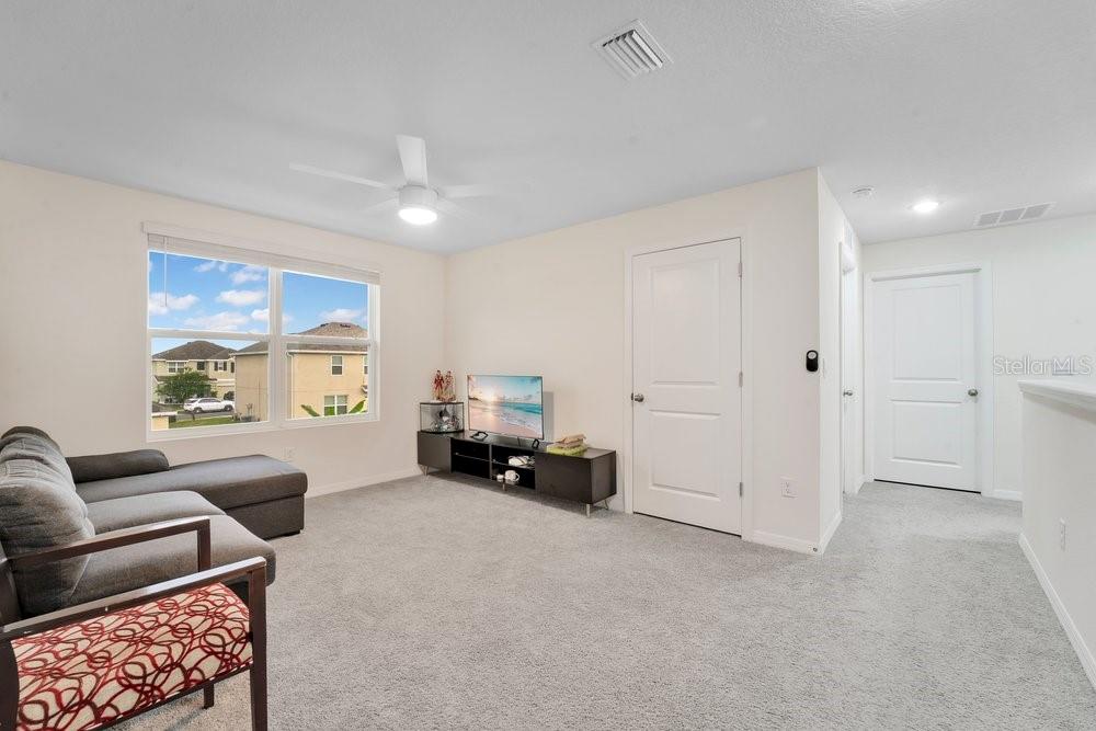 35704 DOVELAND DR, ZEPHYRHILLS, FL — photo 16