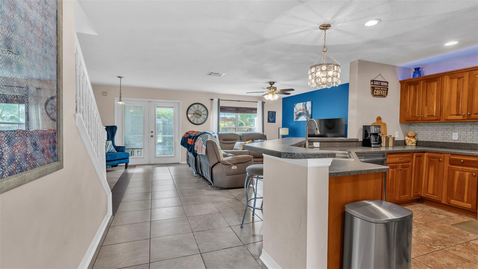 2523 WHITE SAND LN, CLEARWATER, FL — photo 8