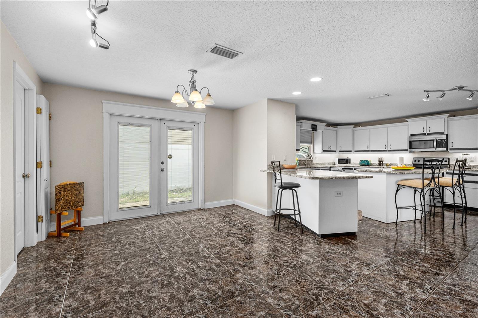 1945 FERN PALM DR, EDGEWATER, FL — photo 11