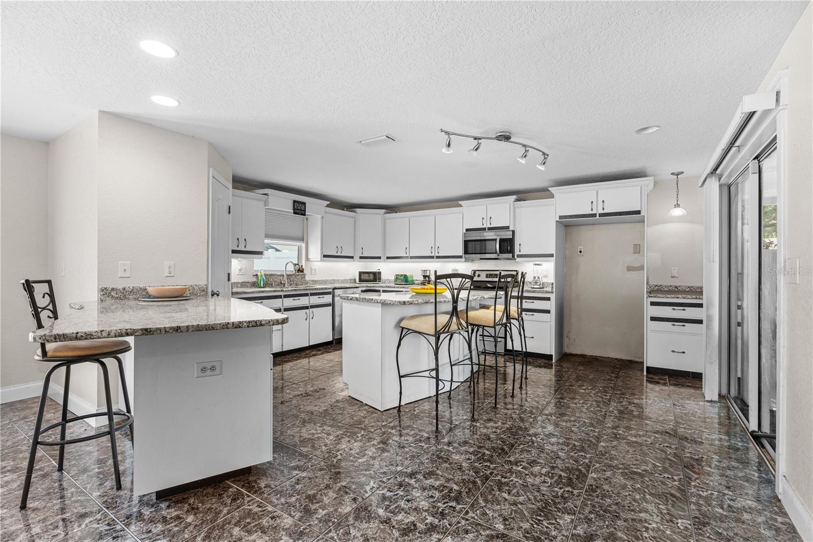 1945 FERN PALM DR, EDGEWATER, FL — photo 12