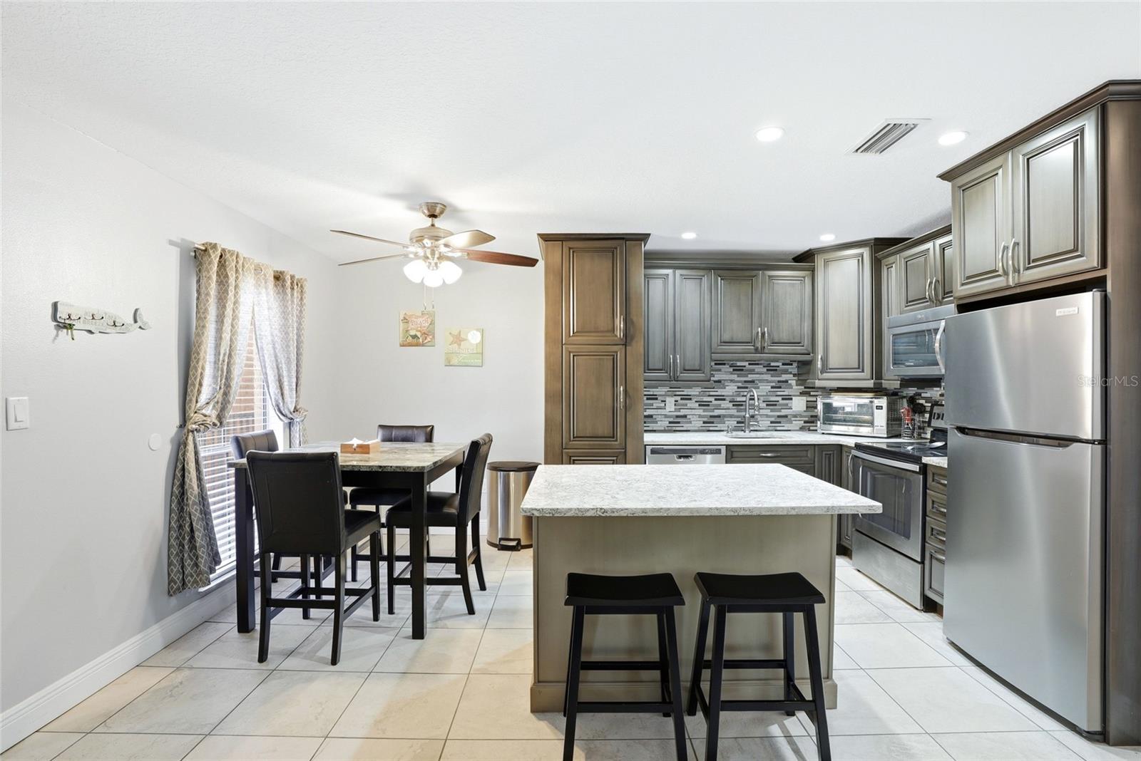 8911 BLIND PASS RD #302, ST PETE BEACH, FL — photo 11