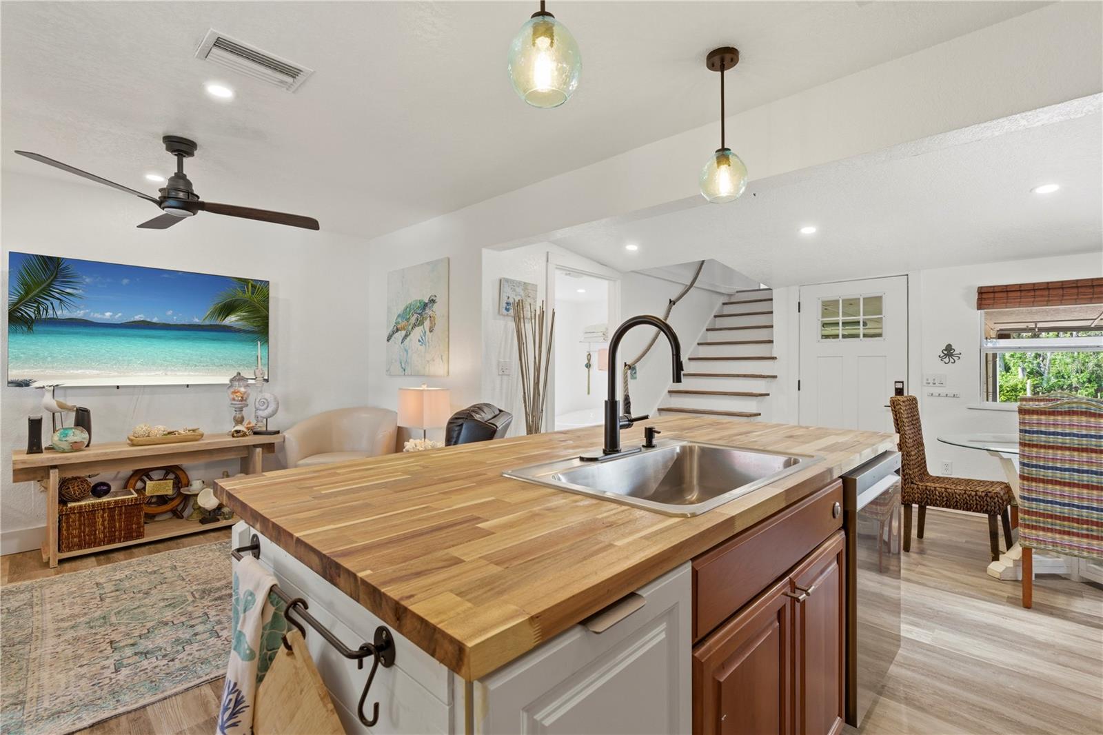5251 ALPACA DR, WEEKI WACHEE, FL — photo 9