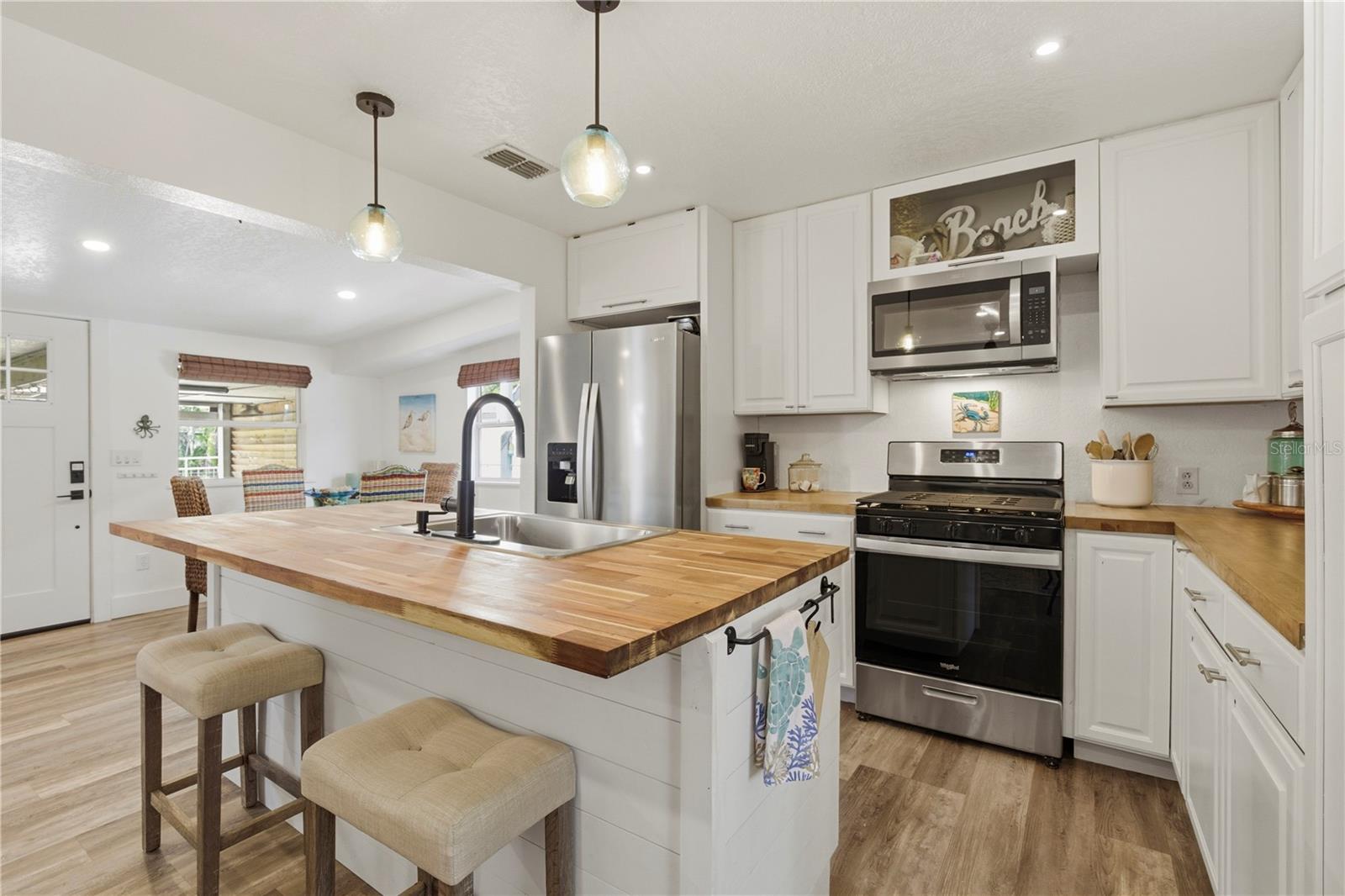 5251 ALPACA DR, WEEKI WACHEE, FL — photo 10