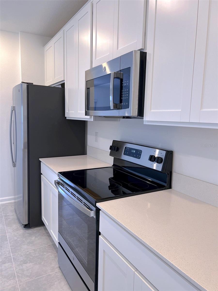352 LOCH CT, DAVENPORT, FL — photo 7