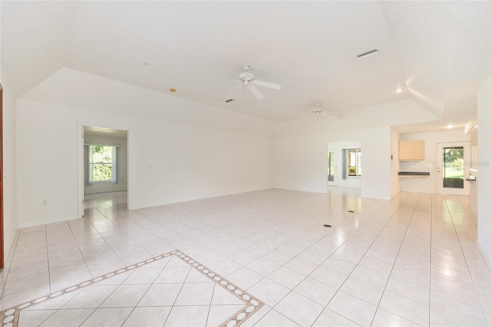 2657 W HAMPSHIRE ST, INVERNESS, FL — photo 7